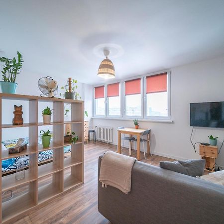 Appartamento 10Th Floor Studio In The City Center Of Breslavia Esterno foto