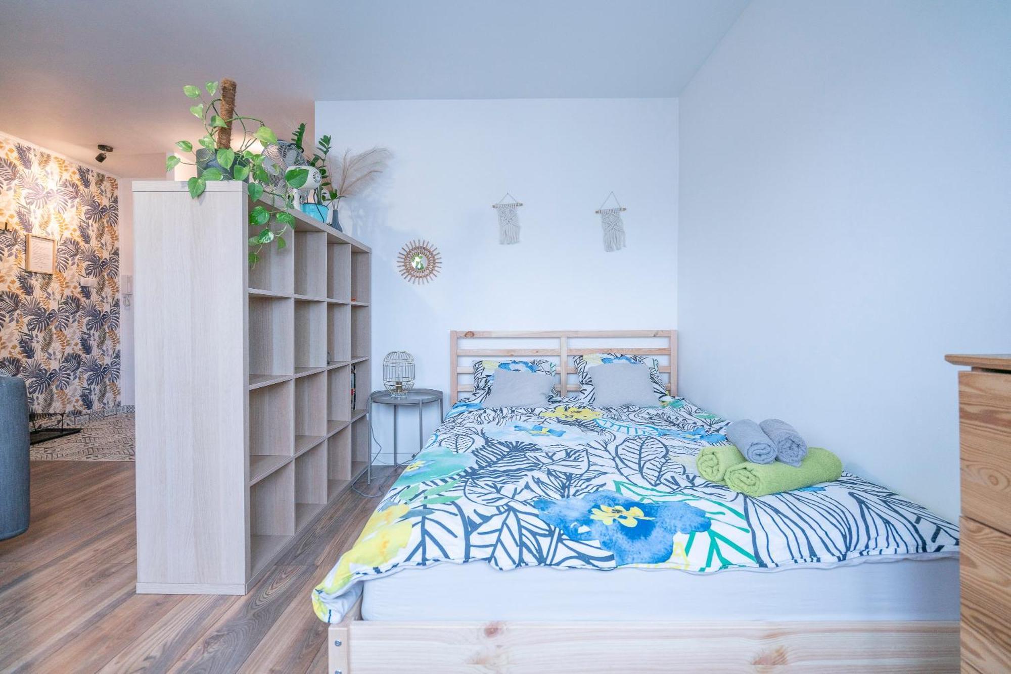 Appartamento 10Th Floor Studio In The City Center Of Breslavia Esterno foto